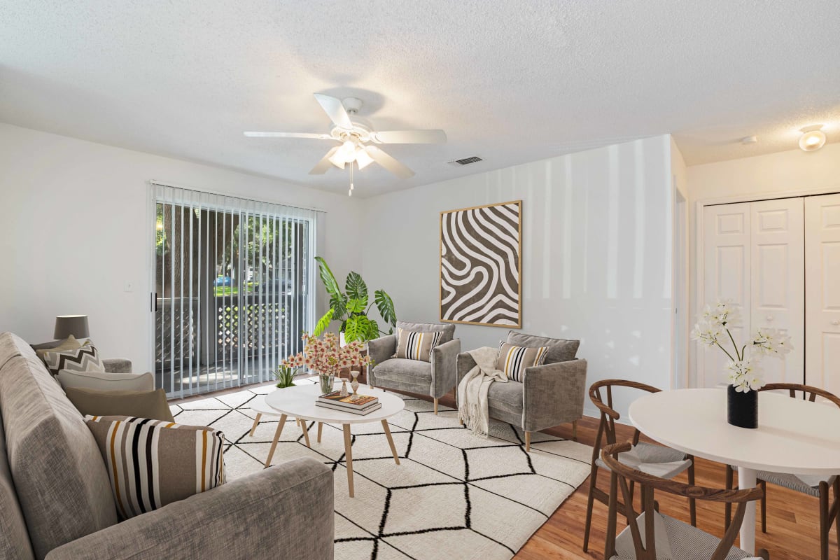 Photos Apartments Near Millenia Mall